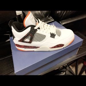 Jordan 4 - Flight Nostalgia - Size 11.5
